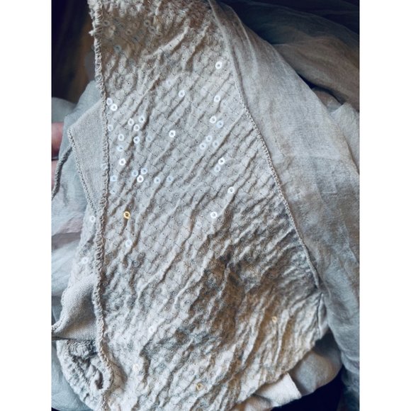 PSh2 25 DOLCE RAGAZZA Blouse top 100% SILK BLOUSE Tan with sequins   L - Picture 5 of 10